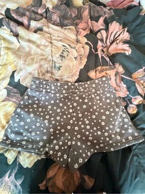 Justify Gray Floral High-Waist Women's Shorts